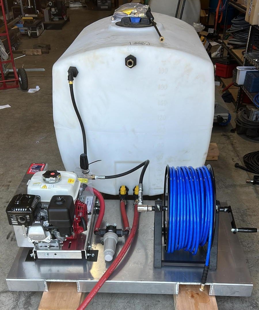 Tank Skid with high pressure pump, image size:900x1079